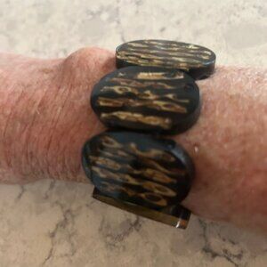 Stretchy animal print bracelet